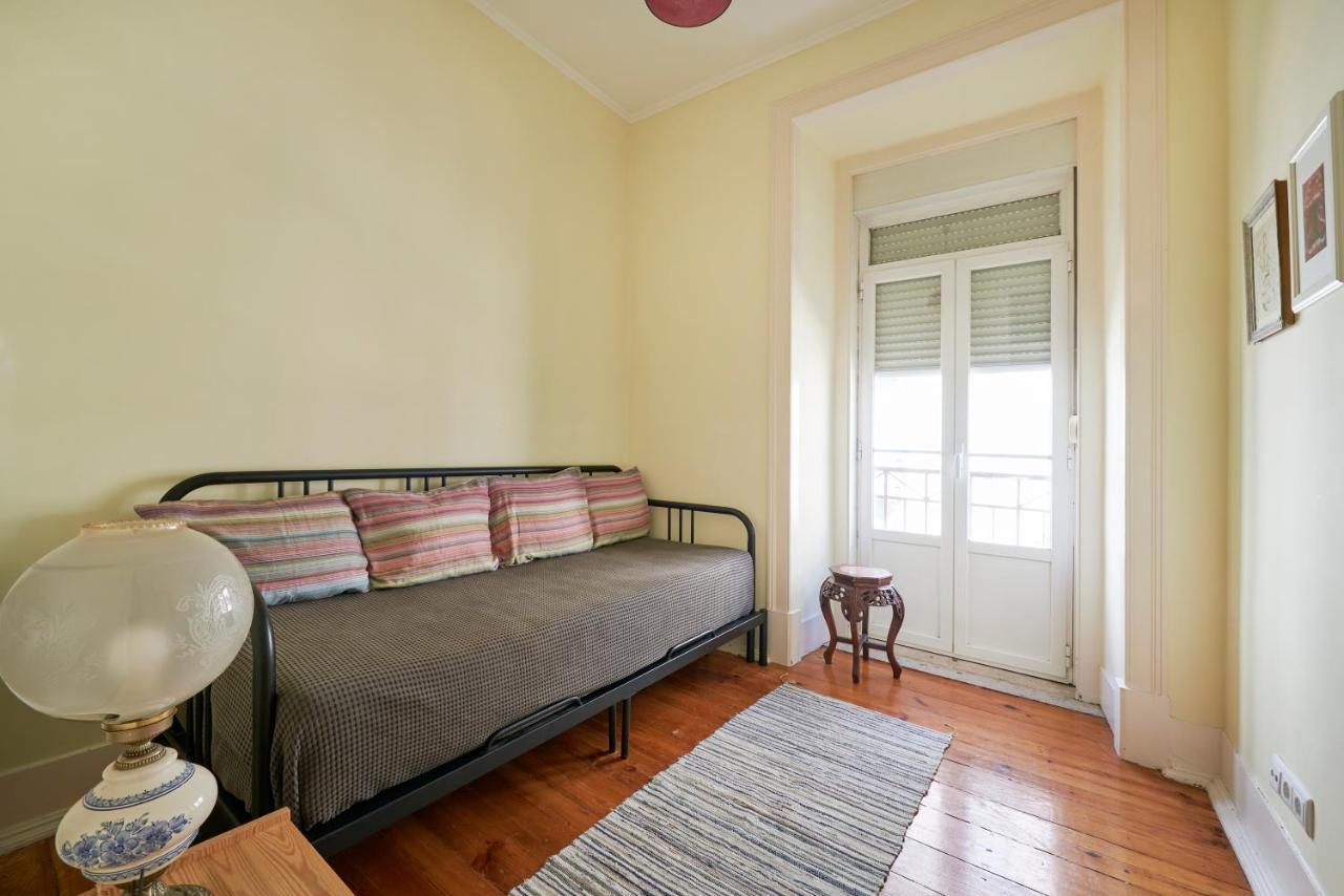 Renovated Spacious Baixa Apartment, By Timecooler Lejlighed *