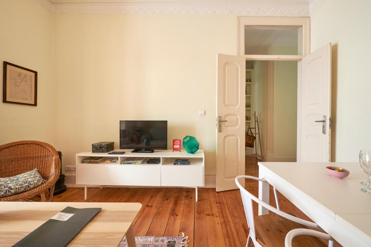 Renovated Spacious Baixa Apartment, By Timecooler Lejlighed