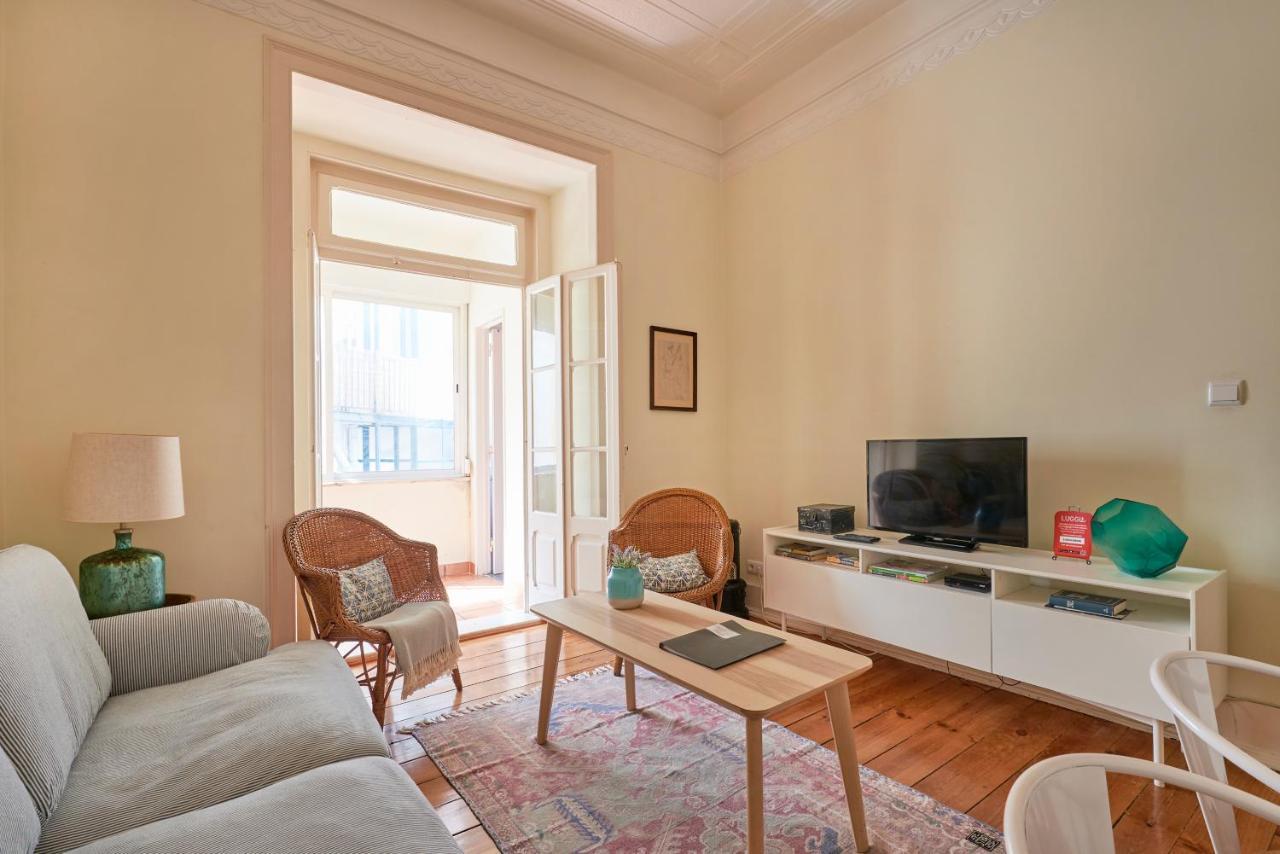 Renovated Spacious Baixa Apartment, By Timecooler Lejlighed *